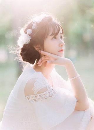 我把菜鸡女友喷成了职业选手